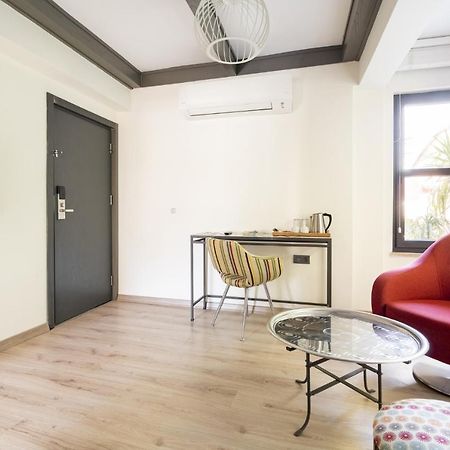 Pleasant Flat Near Hadrians Gate Apartment Antalya Exterior photo
